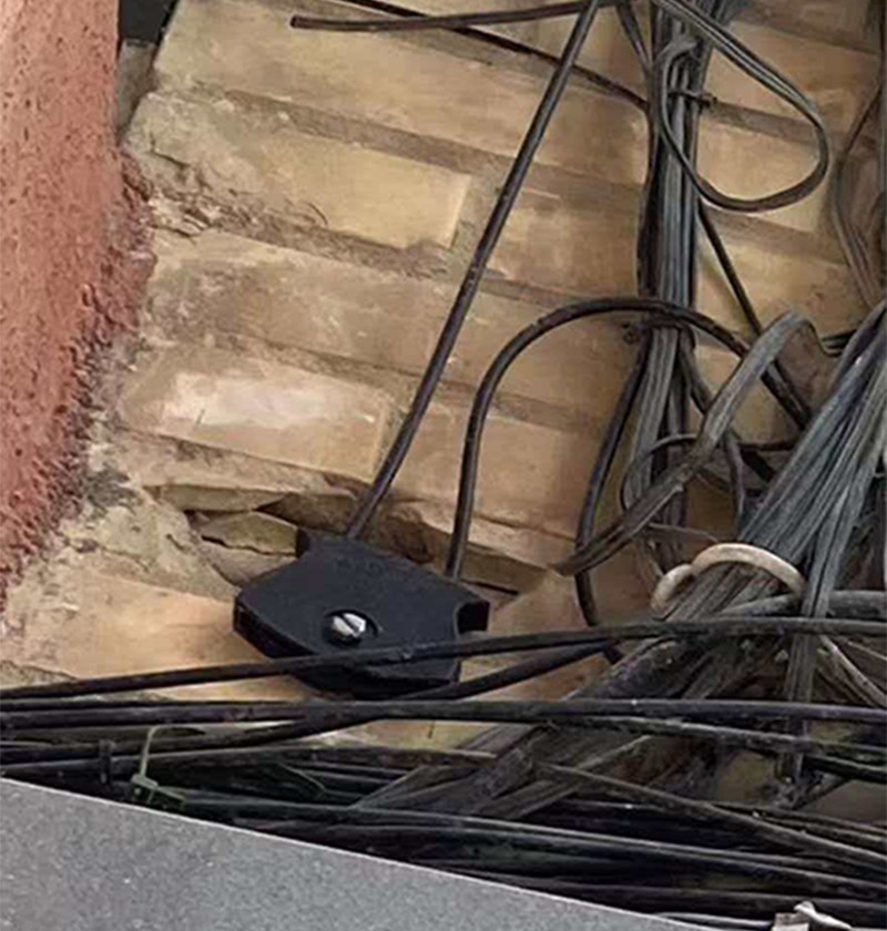 cable-retainer-and-hook-assembly-specification-02.jpg